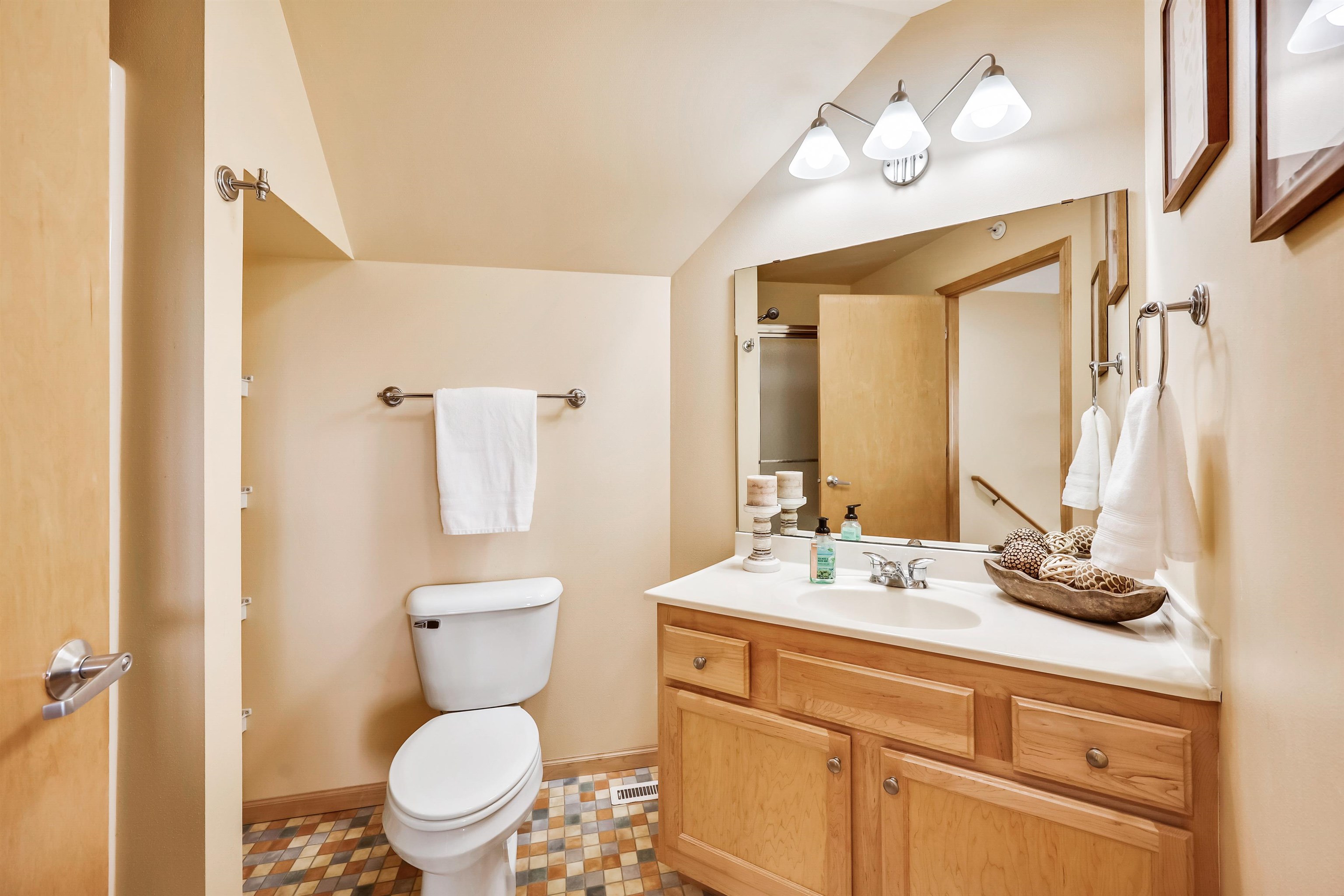 72 S Gardens Fitchburg, WI 53711 - Photo 25 of 40