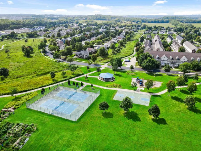 $345,000 | 72 S Gardens, Fitchburg, WI 53711