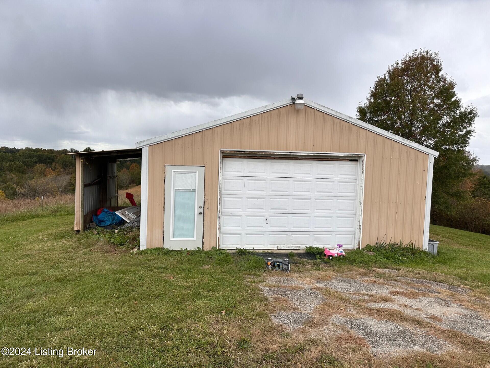 2241 Highview Church Road Bloomfield, KY 40008 - Photo 10 of 26 10