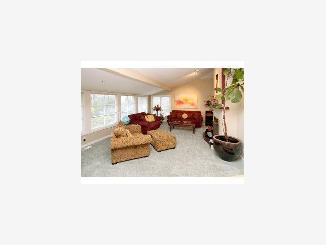 107 Pasture Road Santa Cruz, CA 95060 - Photo 5 of 9 Gallery Image 5