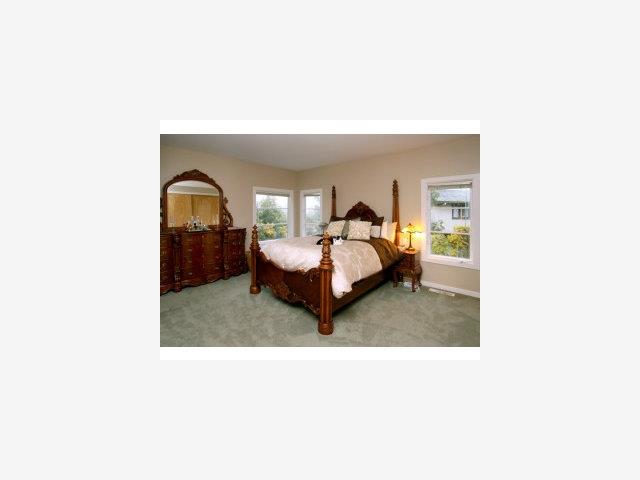 107 Pasture Road Santa Cruz, CA 95060 - Photo 6 of 9 Gallery Image 6