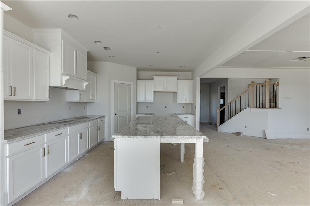 225 Smokey Road Buford, GA 30518 - Photo 14 of 47