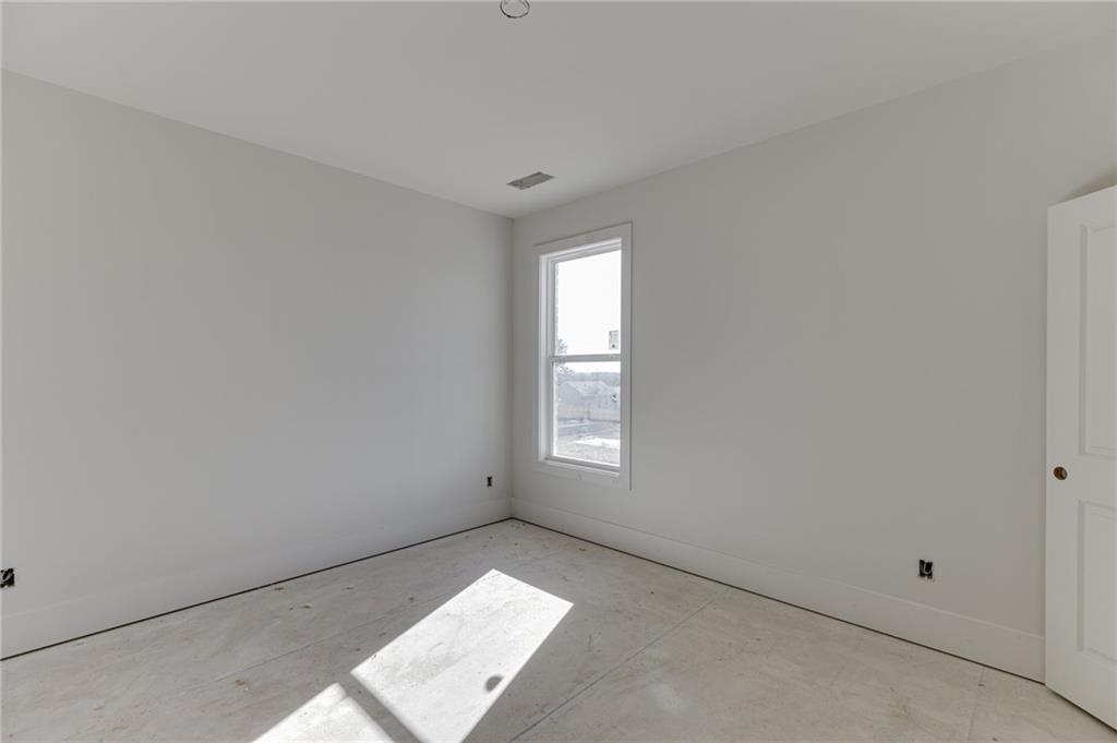 225 Smokey Road Buford, GA 30518 - Photo 17 of 47