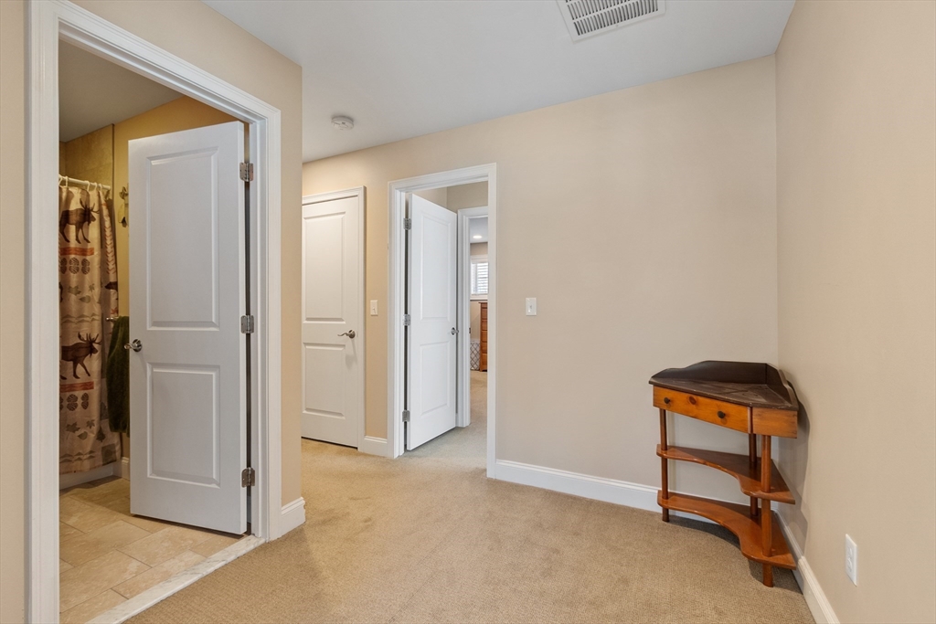 2 Eagle Nest Road, Unit B62 Clinton, MA 01510 - Photo 23 of 35