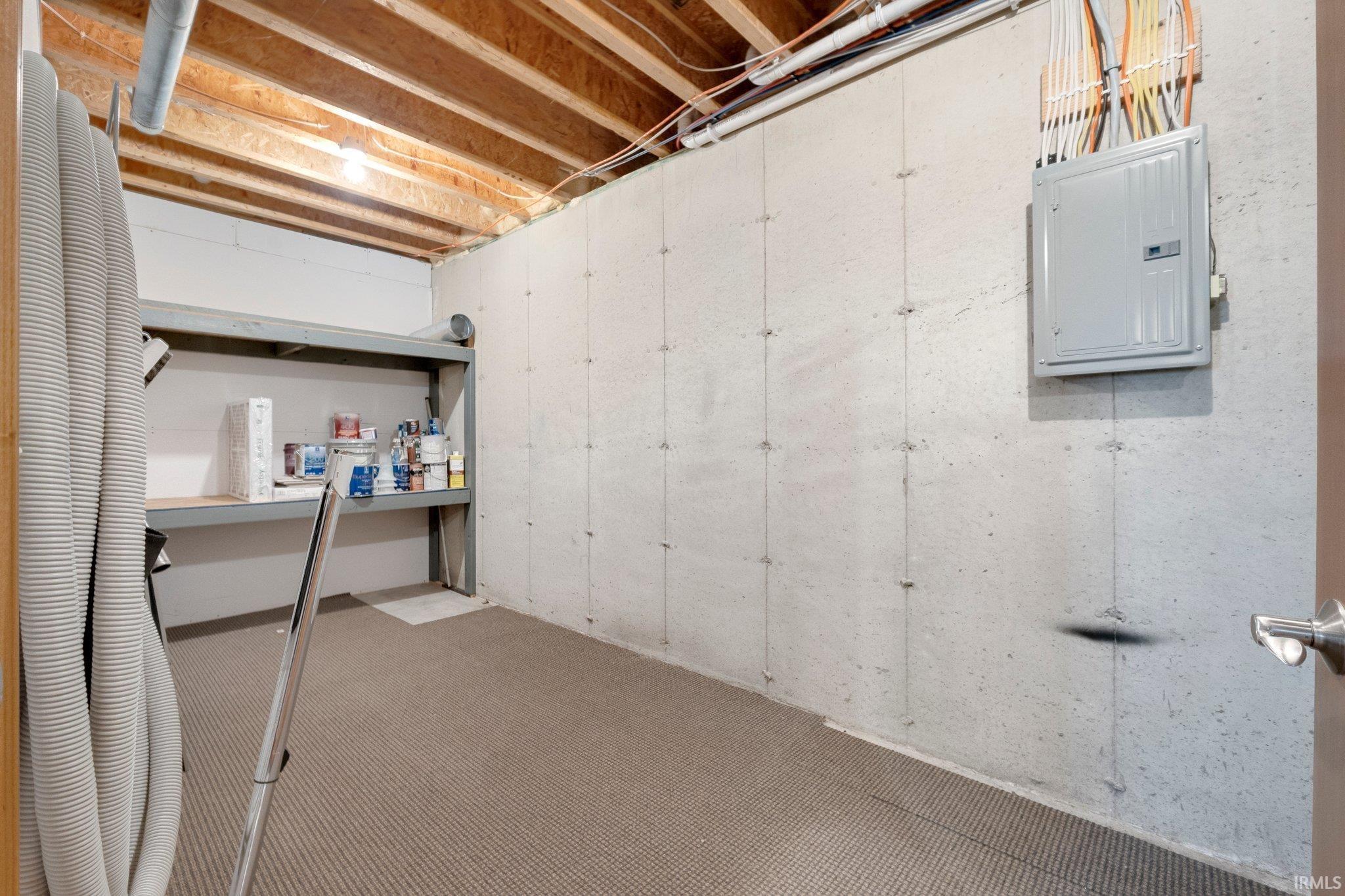 4585 County Road 60 Auburn, IN 46706 - Photo 32 of 35