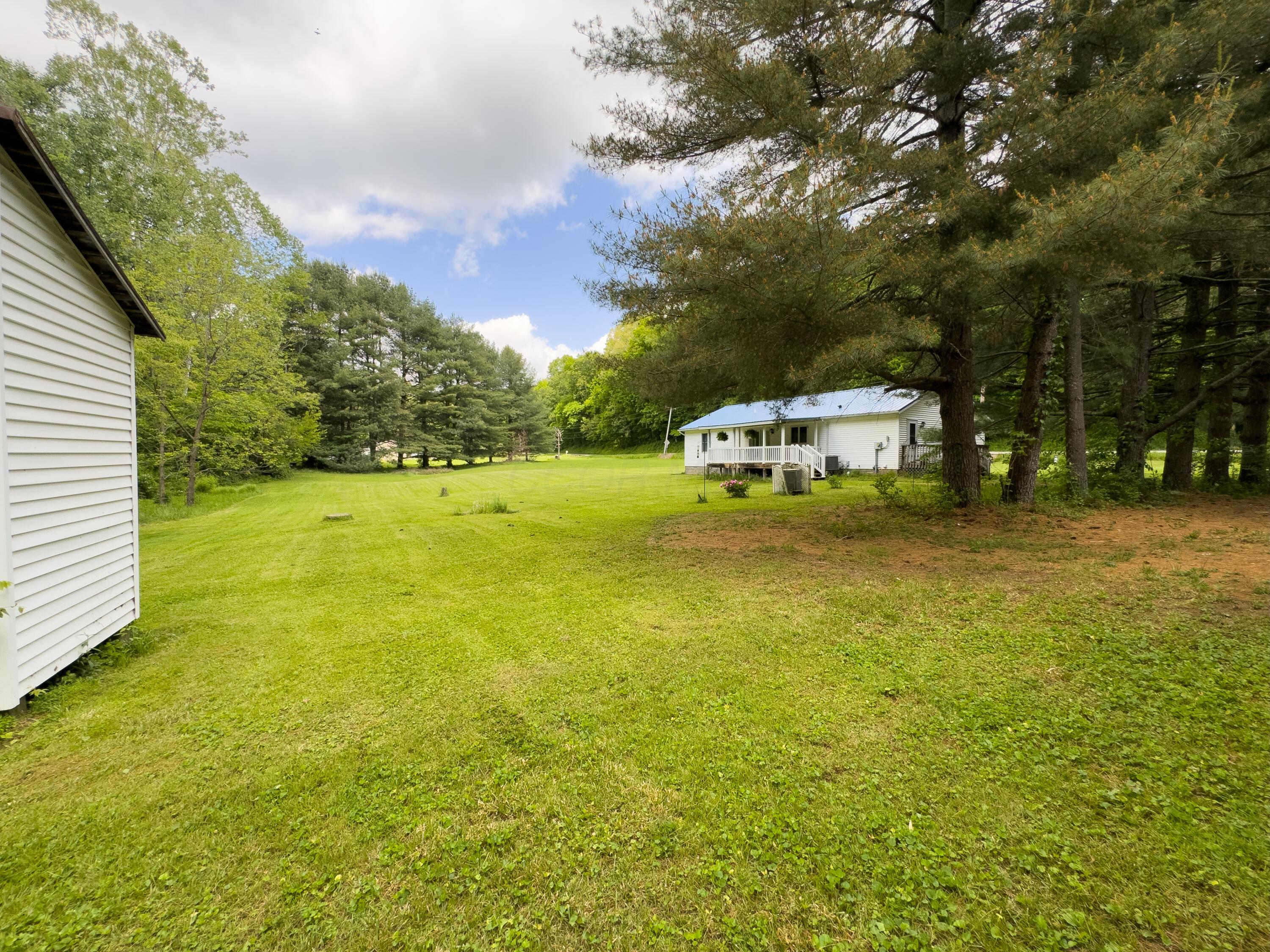1574 Lick Run Road Chillicothe, OH 45601 - Photo 13 of 40 Backyard