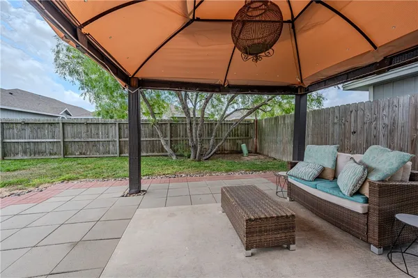 $240,000 | 7405 Russ Lane, Corpus Christi, TX 78414