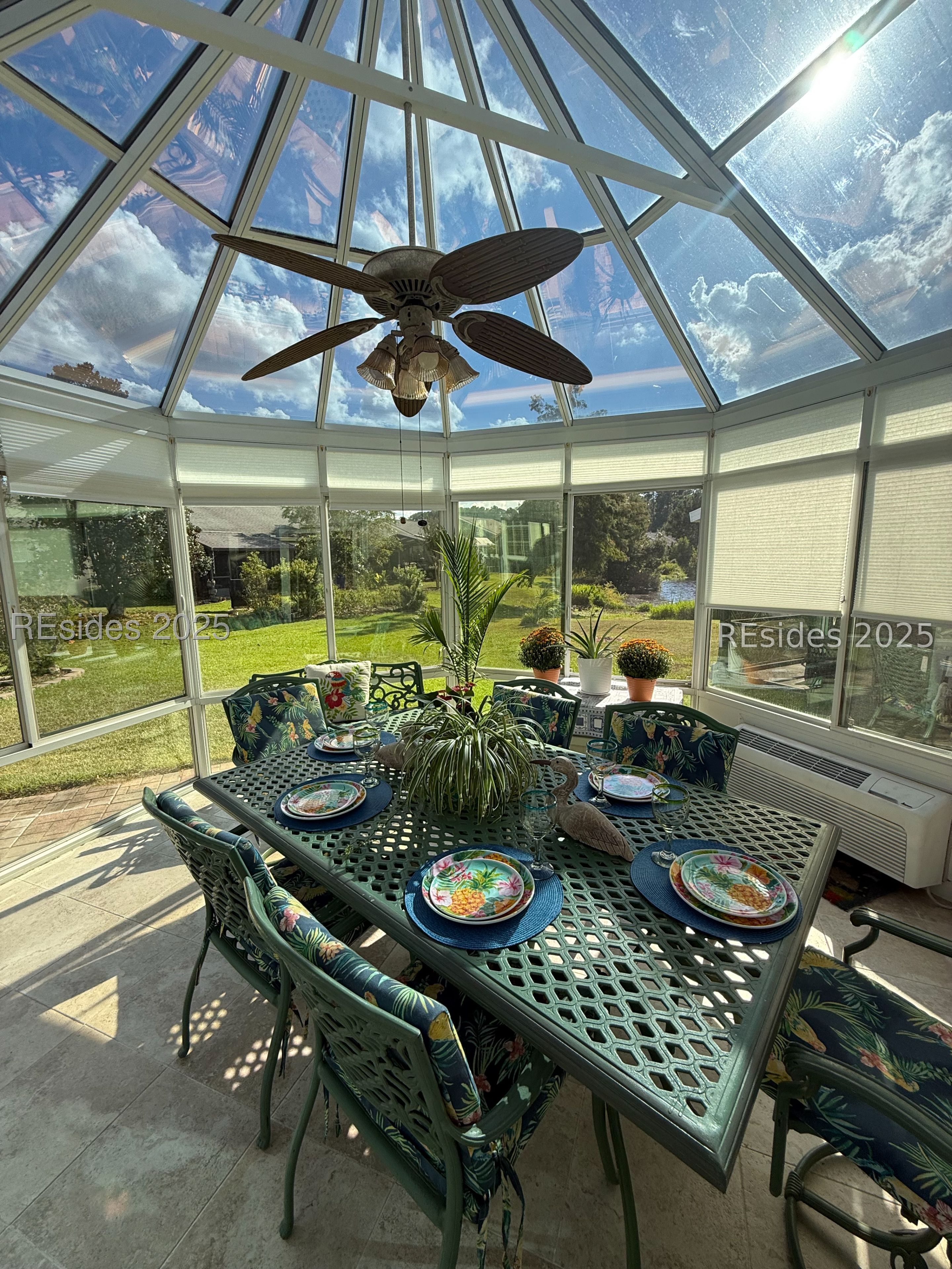Large Atrium for outdoor dining, heated & cooled!