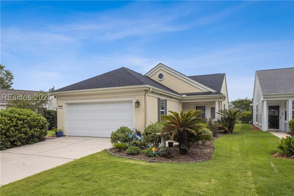 150 Lazy Daisy Drive Bluffton, SC 29909 - Photo 2 of 25 Bright and sunny home!