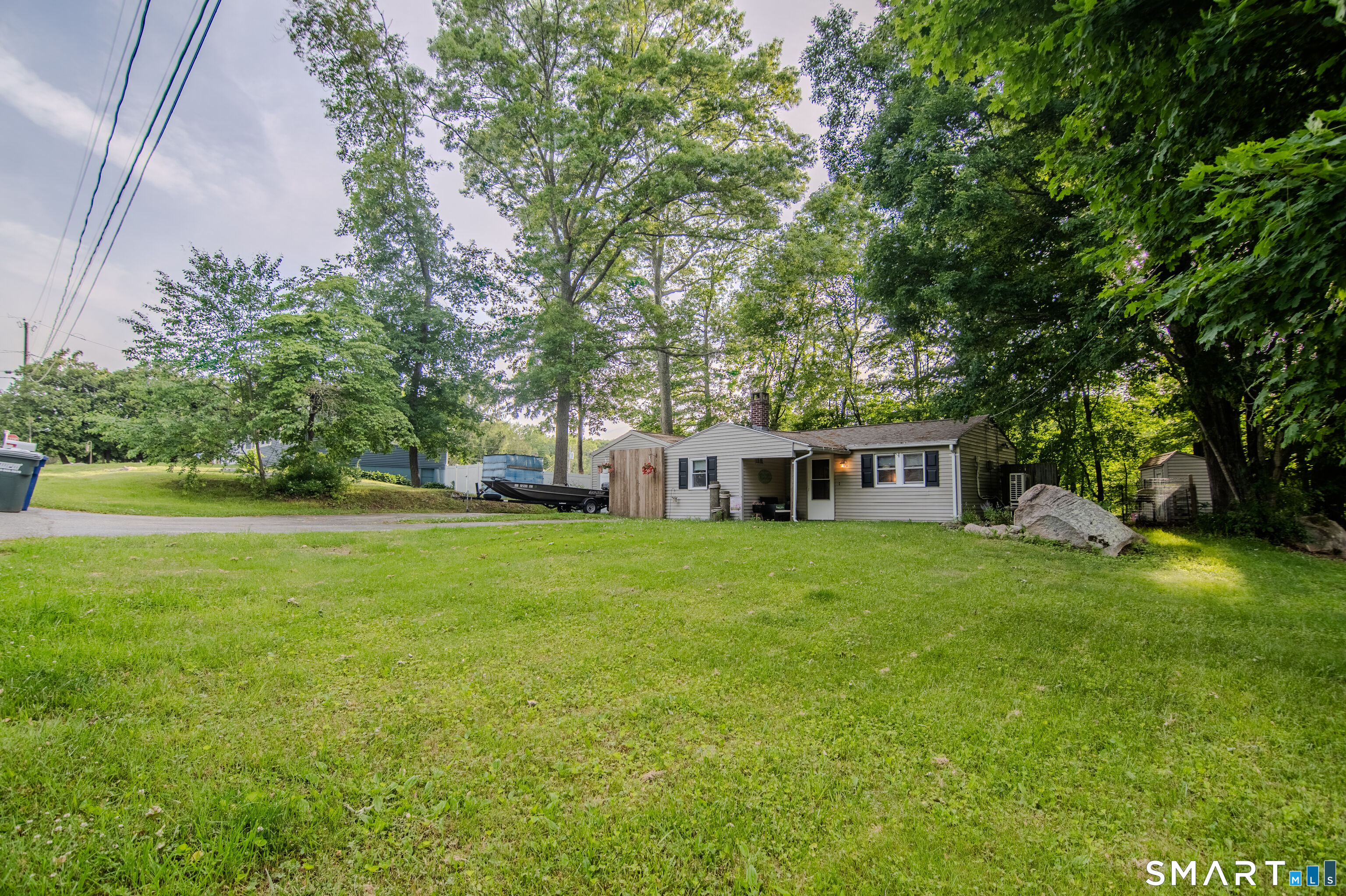 37 Lake Street Ledyard, CT 06339 - Photo 2 of 17