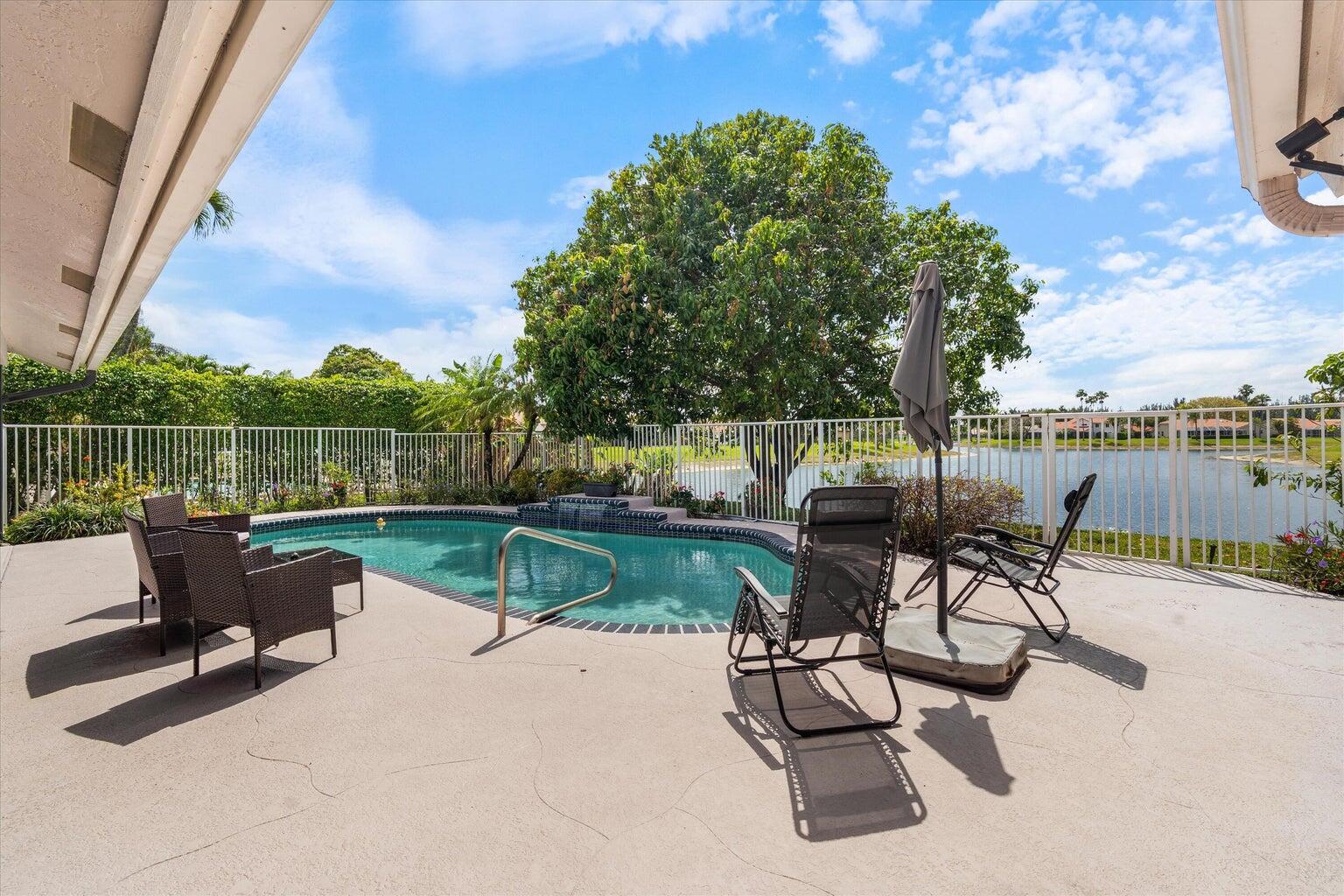 11241 Island Lakes Lane Boca Raton, FL 33498 - Photo 13 of 47 20250413143120875319000000-o