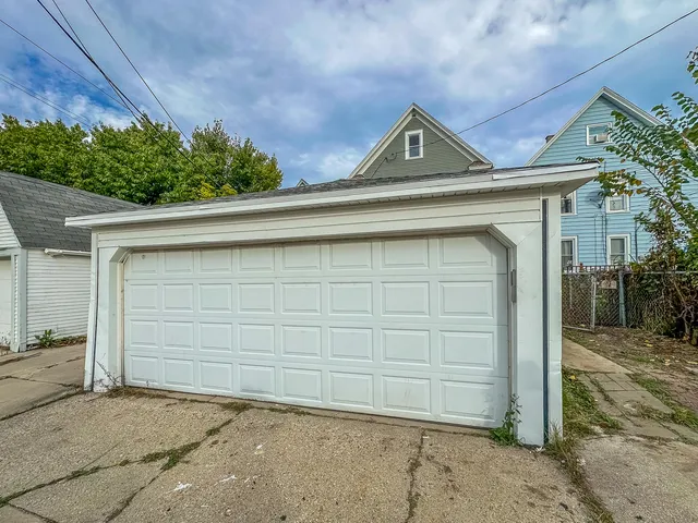 $339,900 | 1221 South 72nd Street, Unit 1223, West Allis, WI 53214