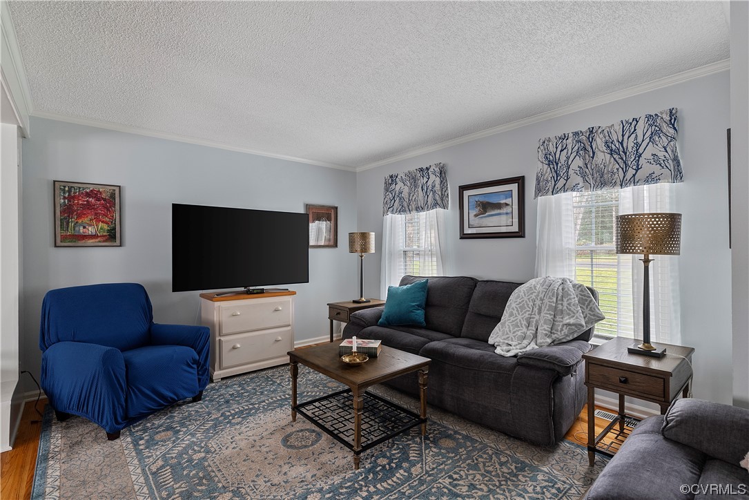 5900 Waters Edge Road Midlothian, VA 23112 - Photo 6 of 50 Gallery Image 6