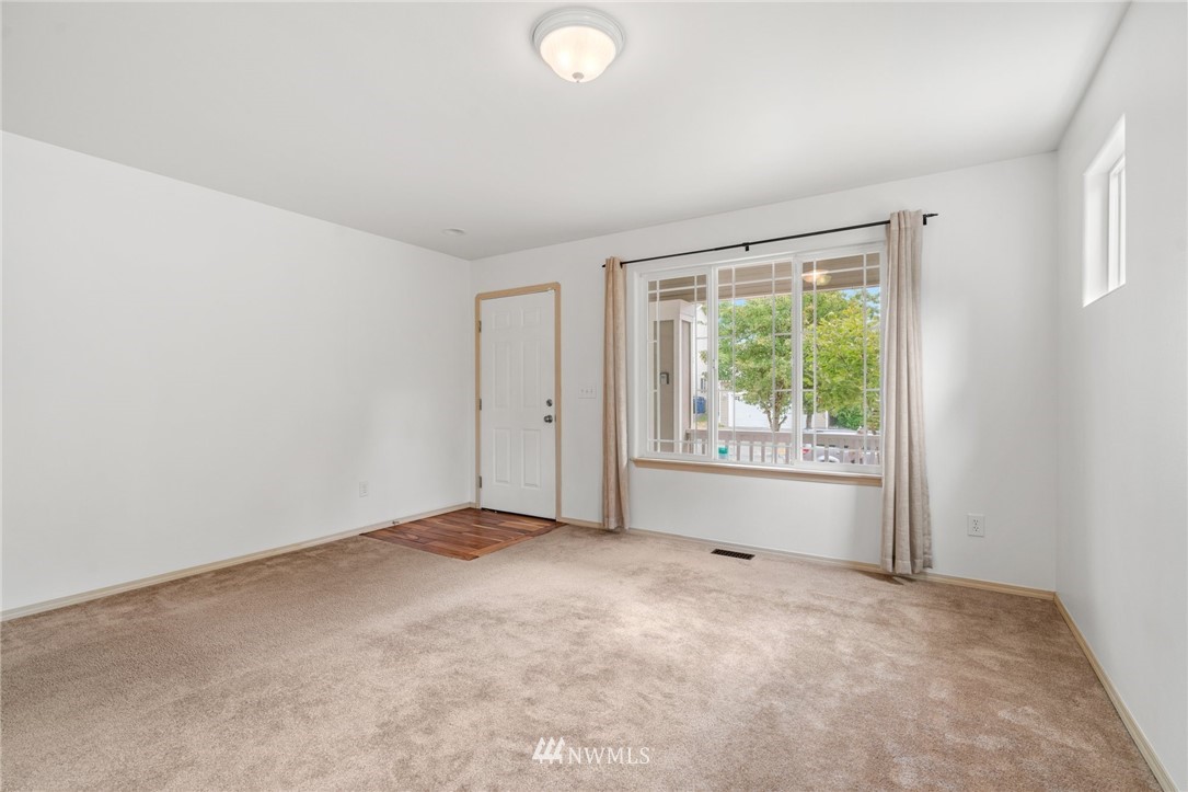 19024 3rd Drive Southeast Bothell, WA 98012 - Photo 5 of 34 Gallery Image 5