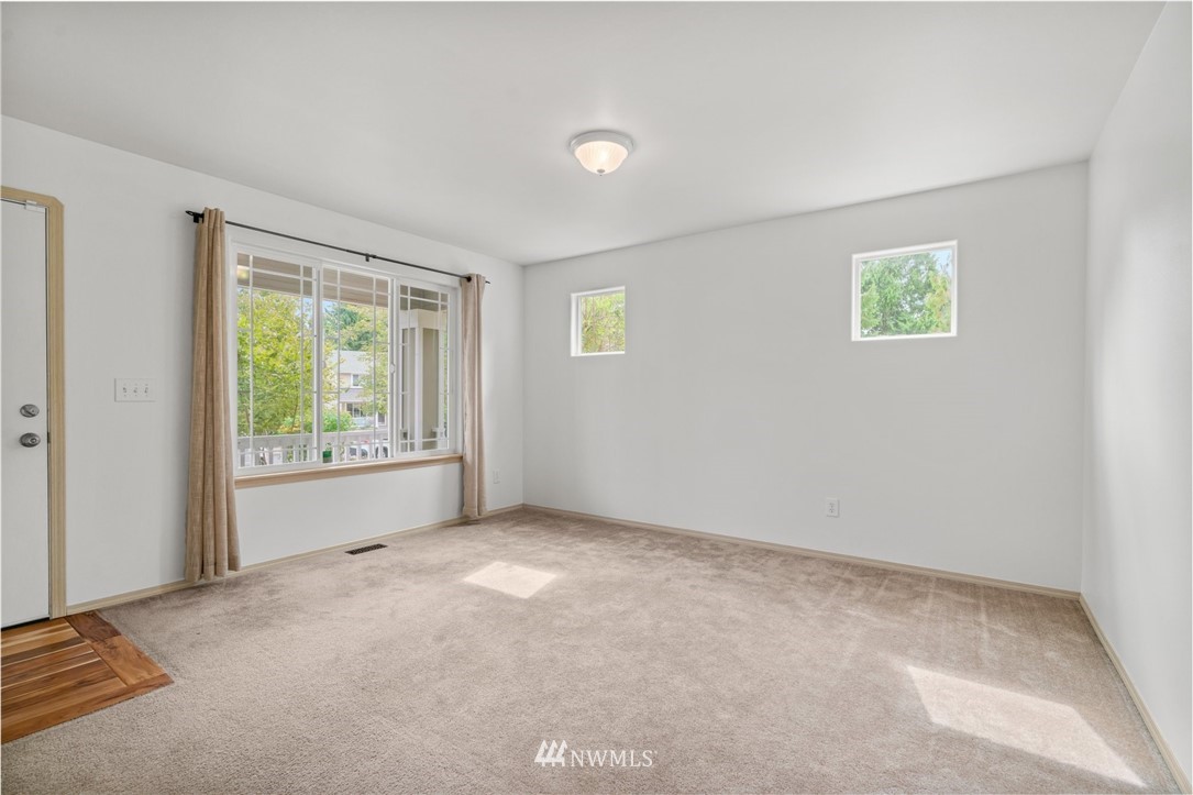 19024 3rd Drive Southeast Bothell, WA 98012 - Photo 6 of 34 Gallery Image 6