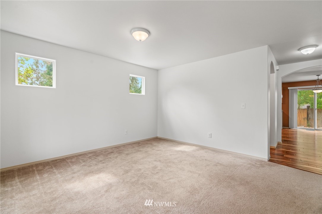 19024 3rd Drive Southeast Bothell, WA 98012 - Photo 7 of 34 Gallery Image 7