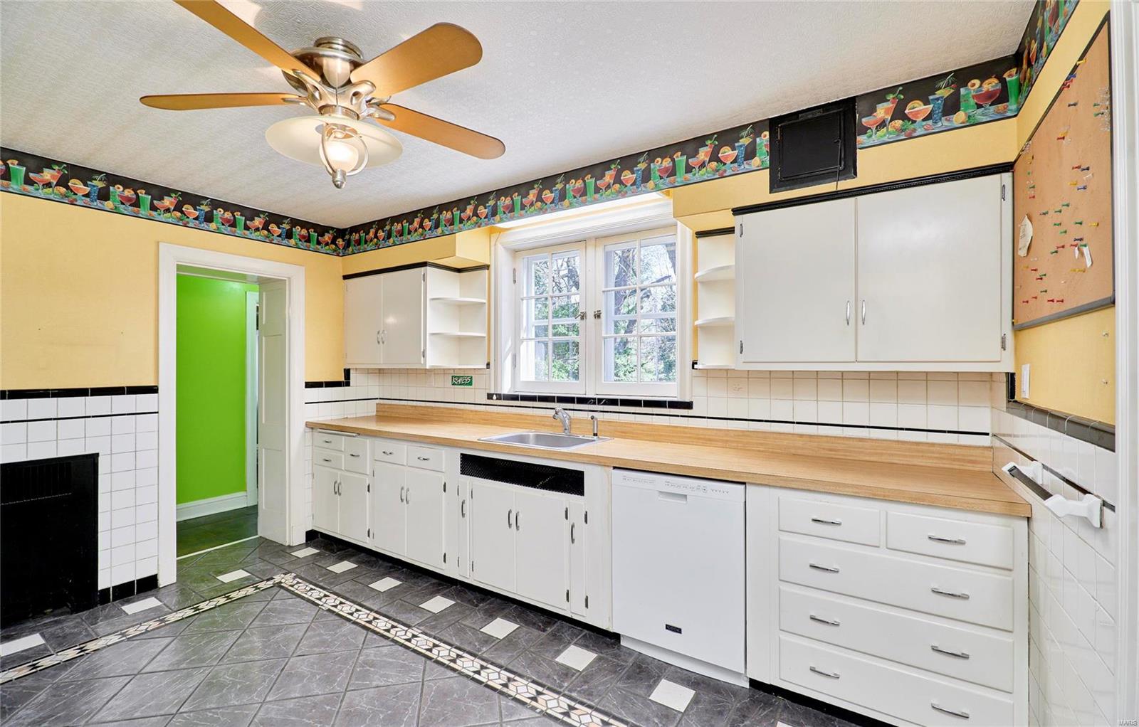 430 Calverton Road Calverton Park, MO 63135 - Photo 21 of 62