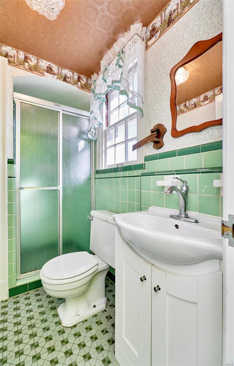 430 Calverton Road Calverton Park, MO 63135 - Photo 26 of 62