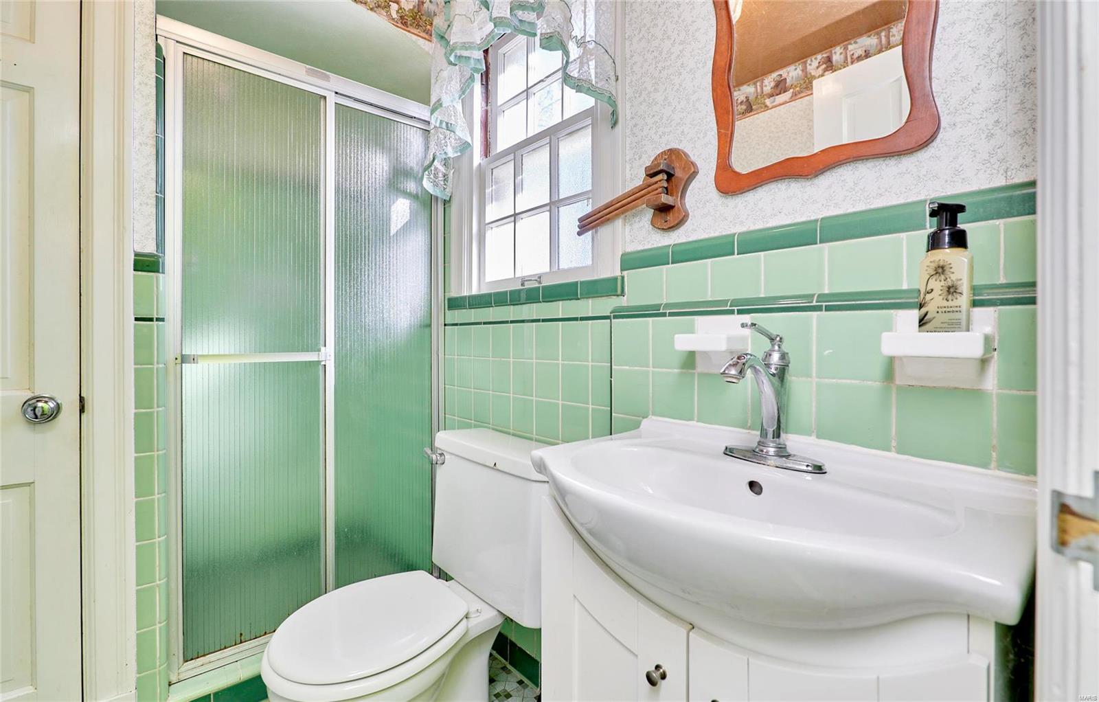 430 Calverton Road Calverton Park, MO 63135 - Photo 27 of 62