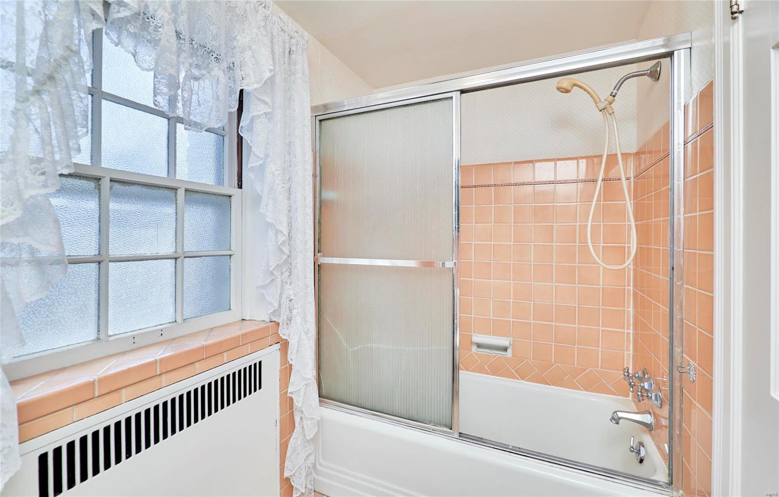 430 Calverton Road Calverton Park, MO 63135 - Photo 37 of 62