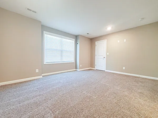 $1,500 | 135 Country Lane, Unit 103, Clarksville, TN 37043