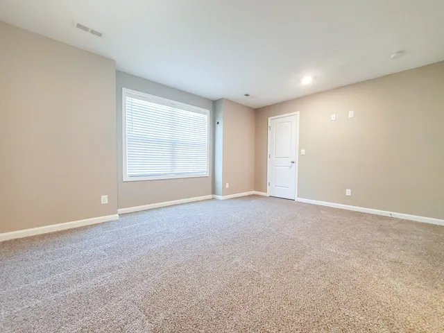 $1,500 | 135 Country Lane, Unit 103, Clarksville, TN 37043