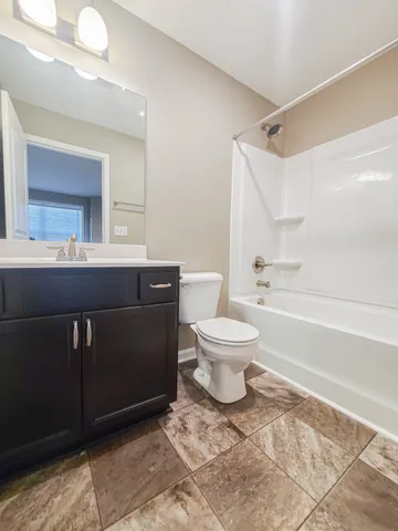 $1,500 | 135 Country Lane, Unit 103, Clarksville, TN 37043