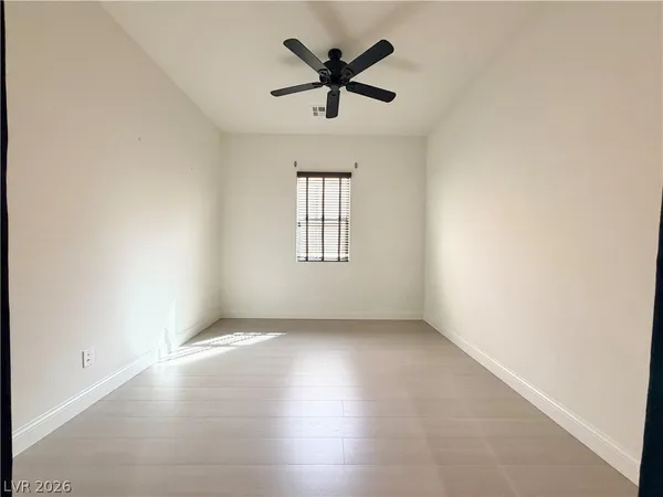 $2,650 | 2117 Thames View Street, Henderson, NV 89044