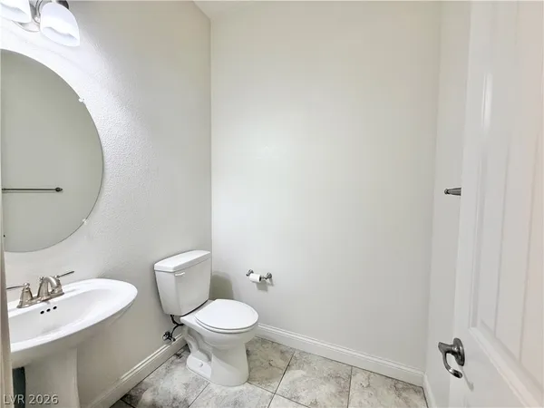 $2,650 | 2117 Thames View Street, Henderson, NV 89044