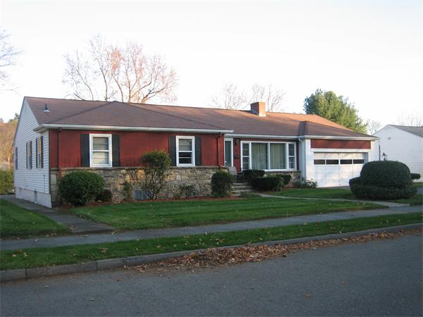 10 Southwood Road Worcester, MA 01609 - Photo 1 of 12 Gallery Image 1