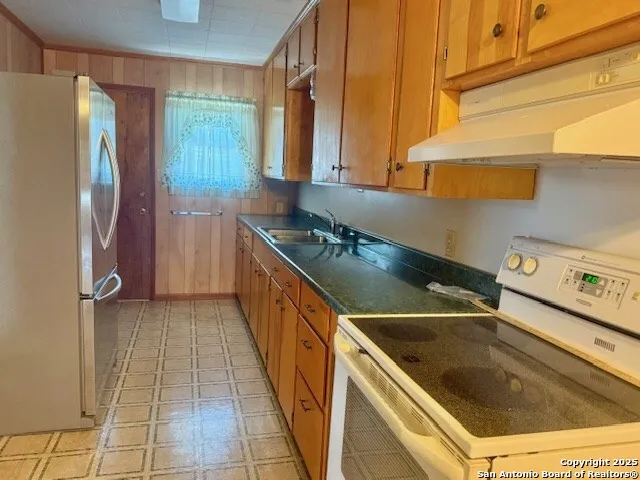 $134,000 | 10442 6th Street, Pettus, TX 78146