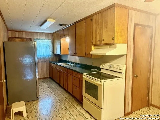 $134,000 | 10442 6th Street, Pettus, TX 78146