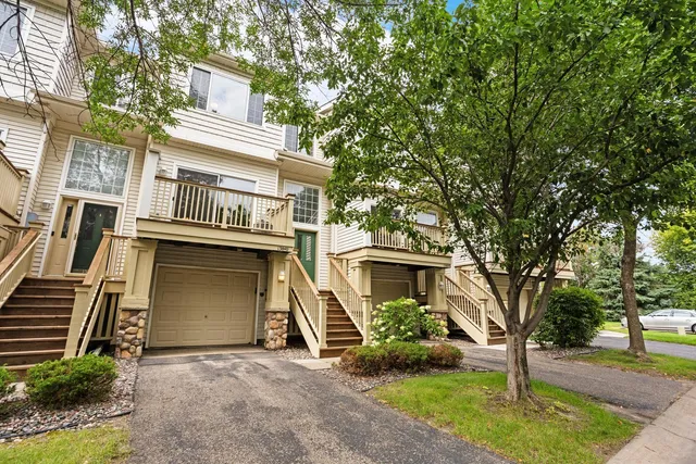 $2,200 | 13840 54th Avenue North, Plymouth, MN 55446