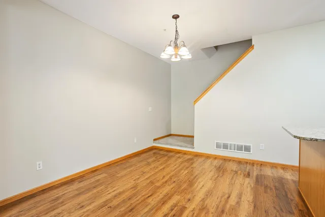 $2,200 | 13840 54th Avenue North, Plymouth, MN 55446