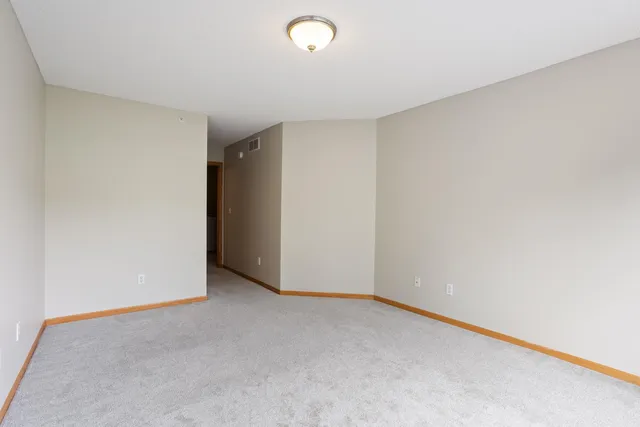 $2,200 | 13840 54th Avenue North, Plymouth, MN 55446