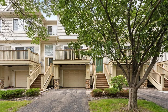 $2,200 | 13840 54th Avenue North, Plymouth, MN 55446