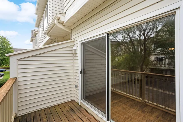 $2,200 | 13840 54th Avenue North, Plymouth, MN 55446