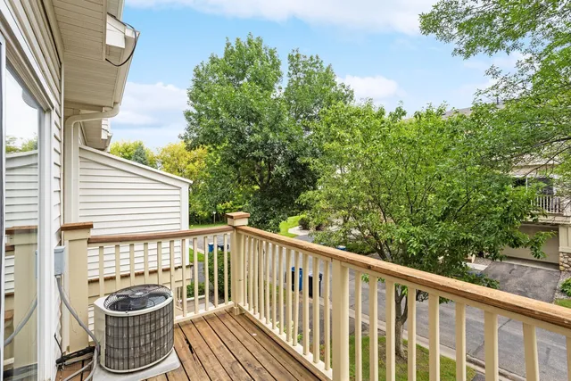 $2,200 | 13840 54th Avenue North, Plymouth, MN 55446