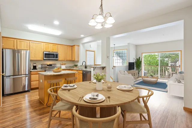 $2,200 | 13840 54th Avenue North, Plymouth, MN 55446