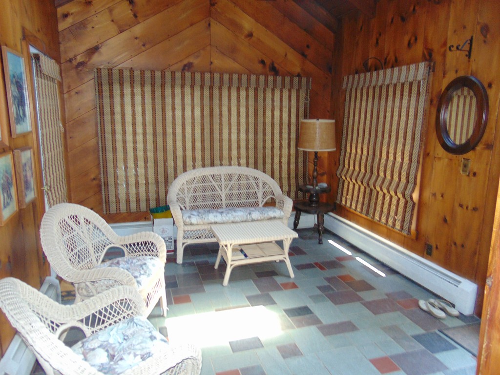 97 Ray Street Fall River, MA 02720 - Photo 7 of 27 Gallery Image 7