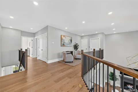 $1,600,000 | 1842 Soundview Court, Yorktown Heights, NY 10598