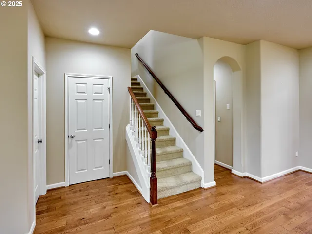 $674,900 | 429 Turnberry Avenue, Woodburn, OR 97071