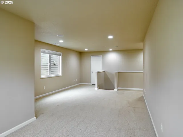 $674,900 | 429 Turnberry Avenue, Woodburn, OR 97071