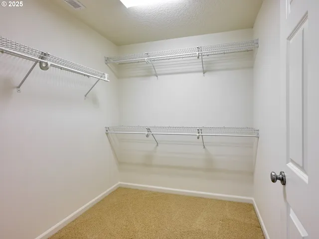 $674,900 | 429 Turnberry Avenue, Woodburn, OR 97071