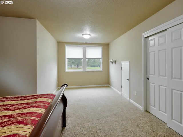 $674,900 | 429 Turnberry Avenue, Woodburn, OR 97071