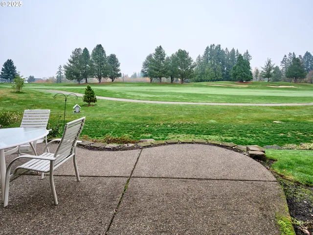 $674,900 | 429 Turnberry Avenue, Woodburn, OR 97071