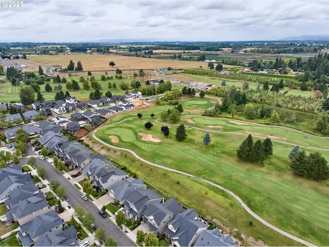 $674,900 | 429 Turnberry Avenue, Woodburn, OR 97071