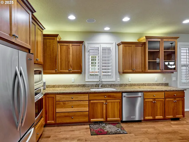 $674,900 | 429 Turnberry Avenue, Woodburn, OR 97071