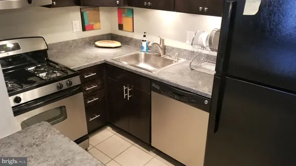 $1,490 | 3100 South Manchester Street, Unit 907, Falls Church, VA 22044