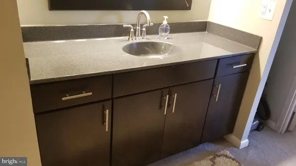 $1,490 | 3100 South Manchester Street, Unit 907, Falls Church, VA 22044